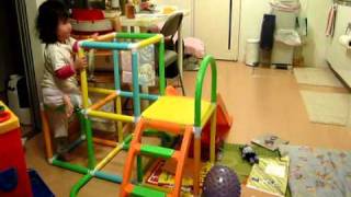 Dec 2010 Singing Elmos Potty Song.wmv