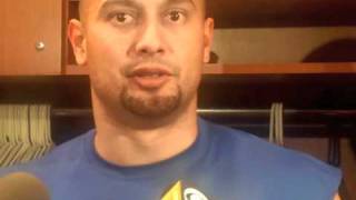 Roy Oswalt Didn't Stop - Shane Victorino and Sam Perlozzo talk about it