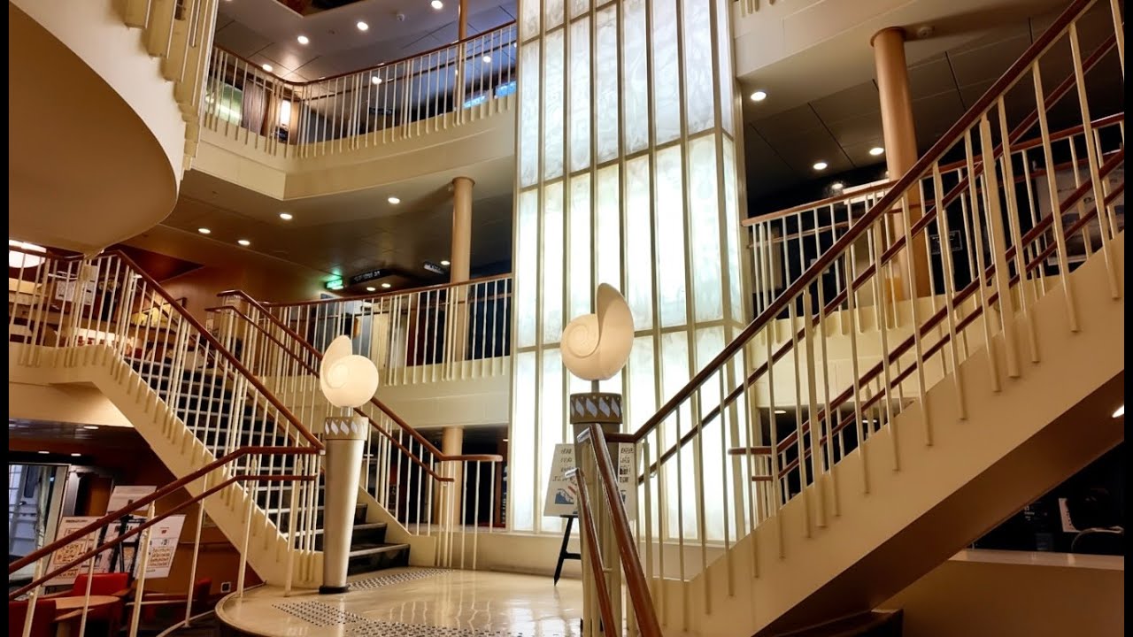 22-часовое путешествие на пароме по Японии | Завтрак и хайбол в качающемся море (Часть 2)