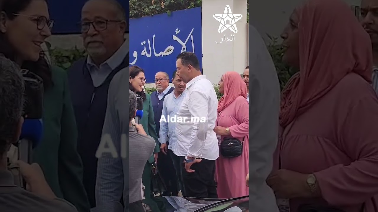 سيدة وقفات رئيسة الحكومة.. سمعوا اش قالت ليها