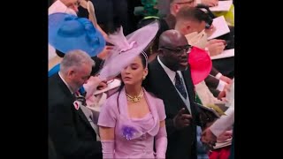 Couronnement: Katy Perry cherche son siège à l'abbaye de Westminster