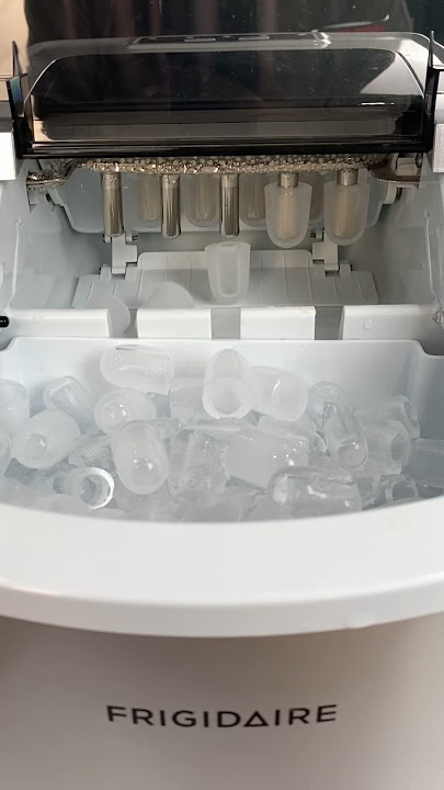 This is how ice making machine works - FRIGIDAIRE Countertop Ice Maker #icemaker