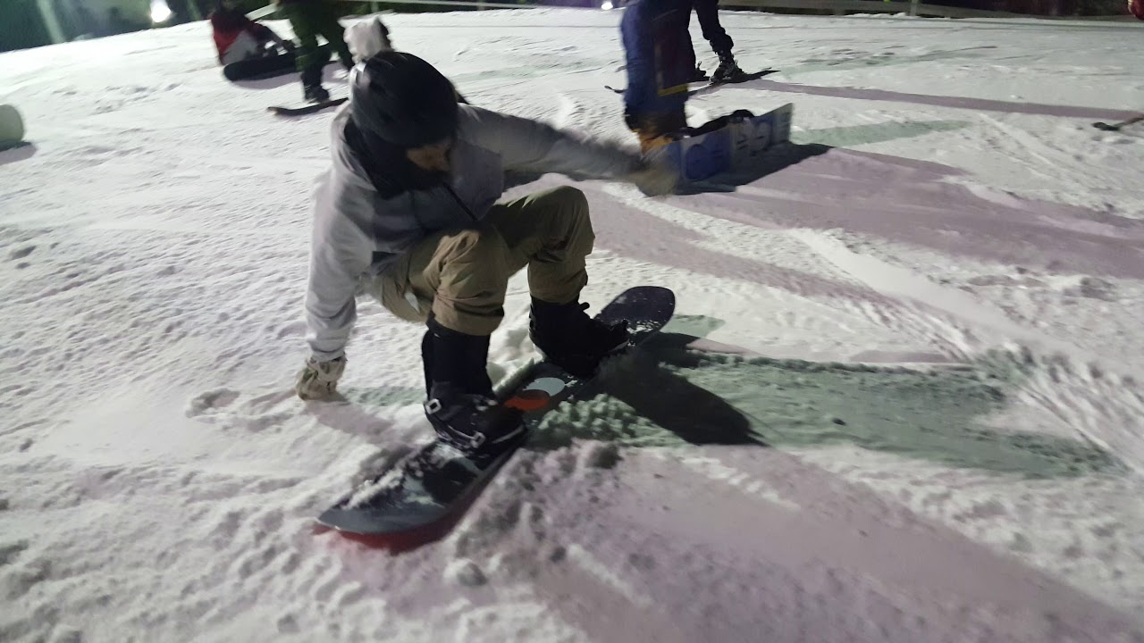 Alex Snowboarding run #4 nice jump 2/11/2020 Pine Knob - YouTube