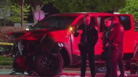 Man pleads not guilty to crash that killed 2 teens