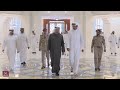 Son Altesse l'Émir et le Président des Émirats Arabes Unis discutent des dernières évolutions...