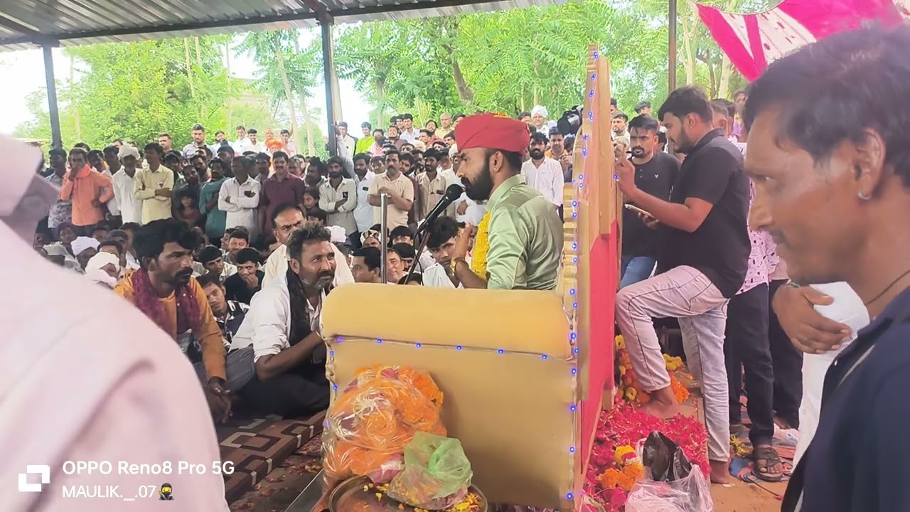 માતાજી બસમાં ભેગા આયા જોવો લાઈવ પર્ચો માતાજી હાજરા હજુર છે c.n.bhuvaji મોરાલ ધામ #moral_nu_rajvadu