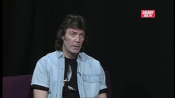 Steve Hackett on gaining success in the face of Punk music