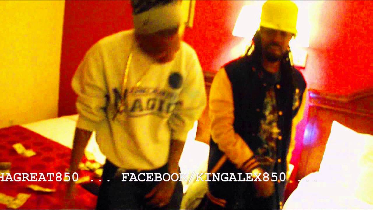 KING ALEX F/ PC THA GREAT - I DONT GIVE A F... FREE STYLE VIDEO auf YouTube ansehen