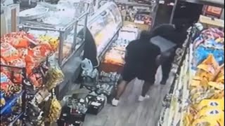 ATM thieves wanted in robbery pattern that targeted 20 NYC businesses
