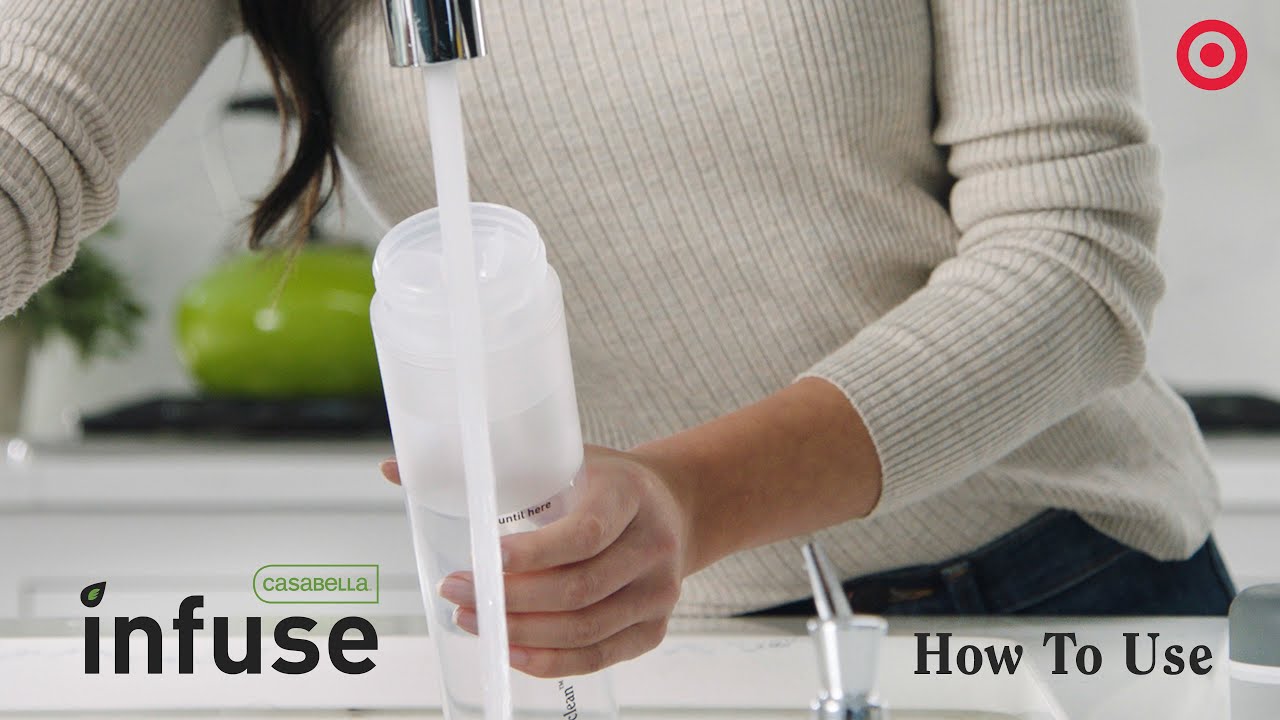 How to use the Casabella Infuse spray mop YouTube