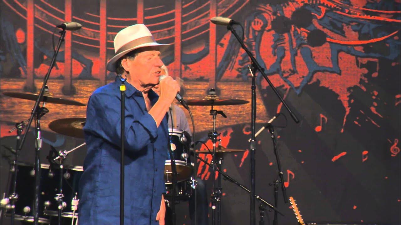 Delbert McClinton - "Squeeze Me In" on The Texas Music Scene Delbert McClinton - "Squeeze Me In" on The Texas Music Scene