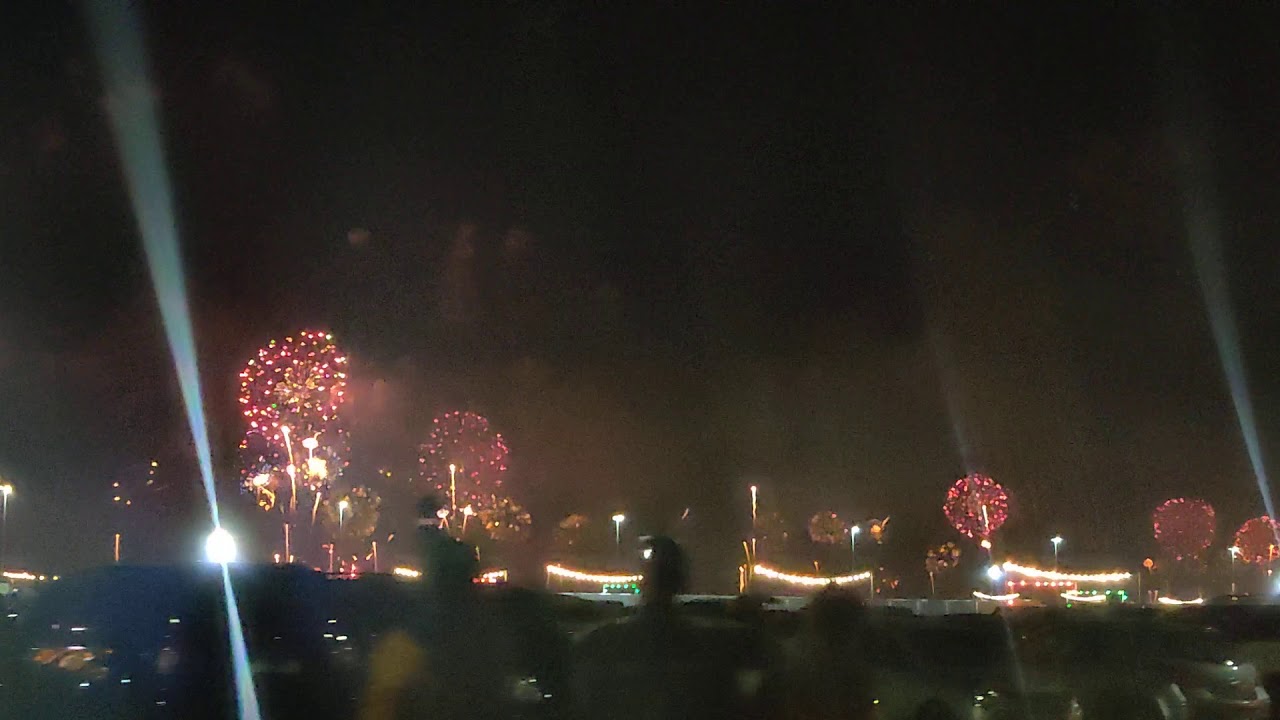 Ras Al khaimah fire works - YouTube