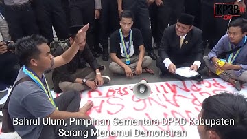 Bahrul Ulum Pimpinan Sementara DPRD Kabupaten Serang Menemui Demonstran