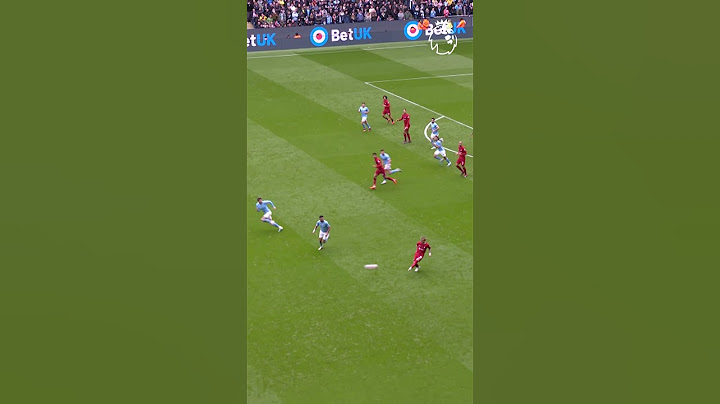 Grealish sprints to stop Salah ❗️