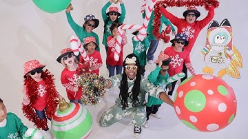 Uncle Jumbo – Pickle the Penguin at the Christmas Parade (Official Video) 🐧🎄