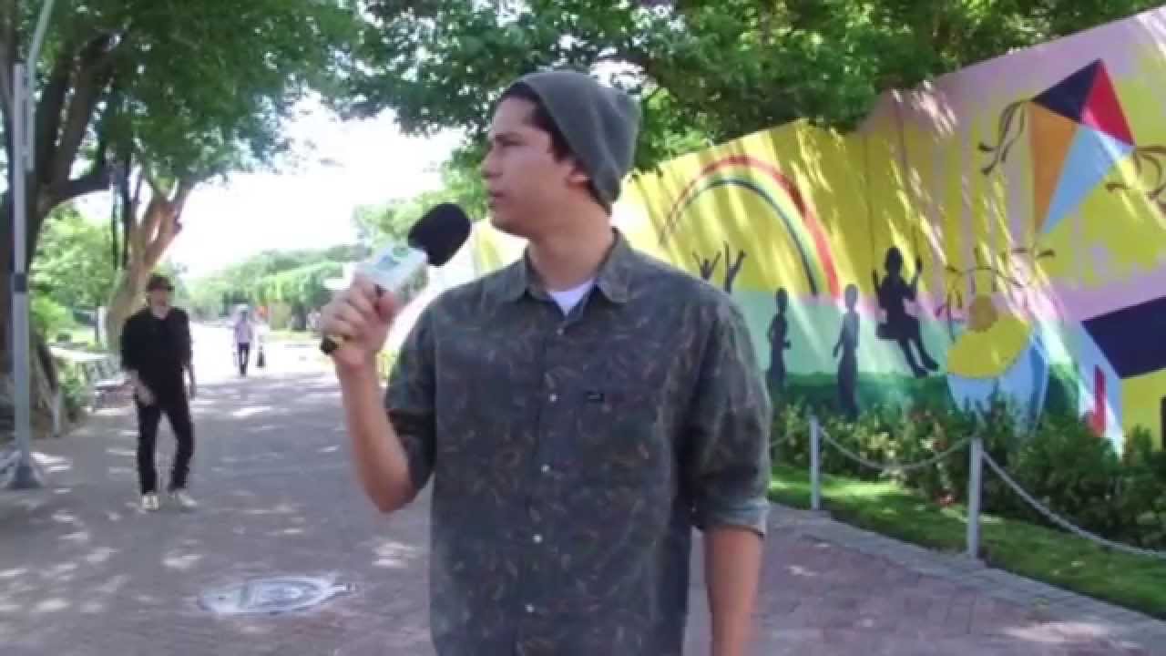 Justin Bieber - Chambrin video blogger sun