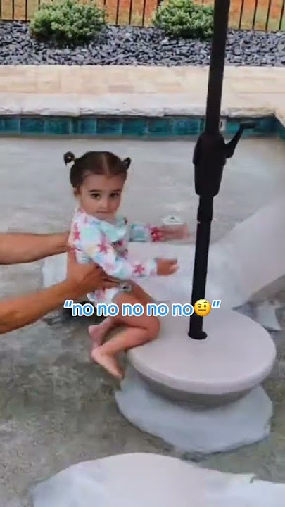 DADDY BROKE HER HEART