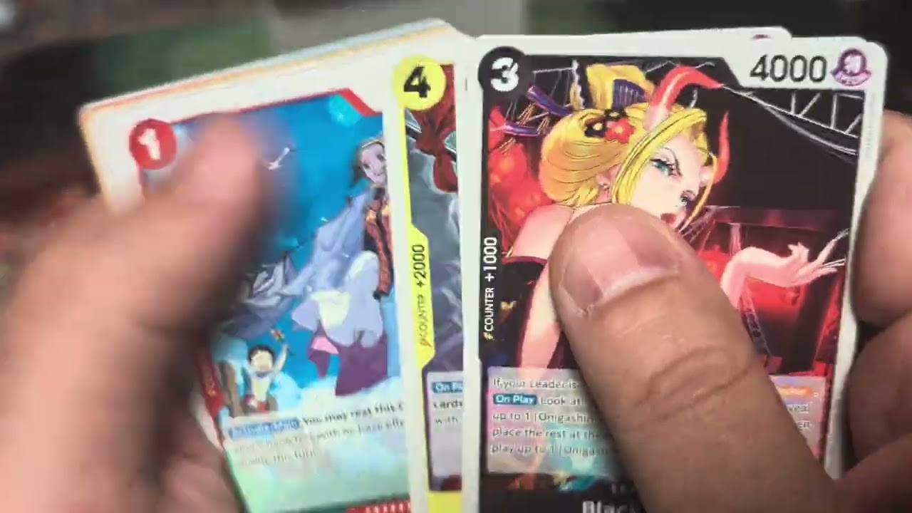 One piece heroines box opening! Can we get a four hitter box?