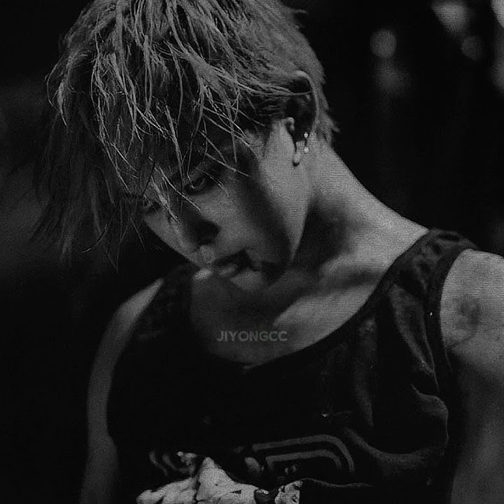 #gdragon | 👅 reupload bc the last one was offbeat | #gd #edit #fypシ゚viral #viral #bigbang #gdragon