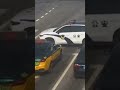 男子线下进行网络虚拟币交易，导致20万元被骗，民警驾驶警车街头拦停嫌疑人。#shorts #法治