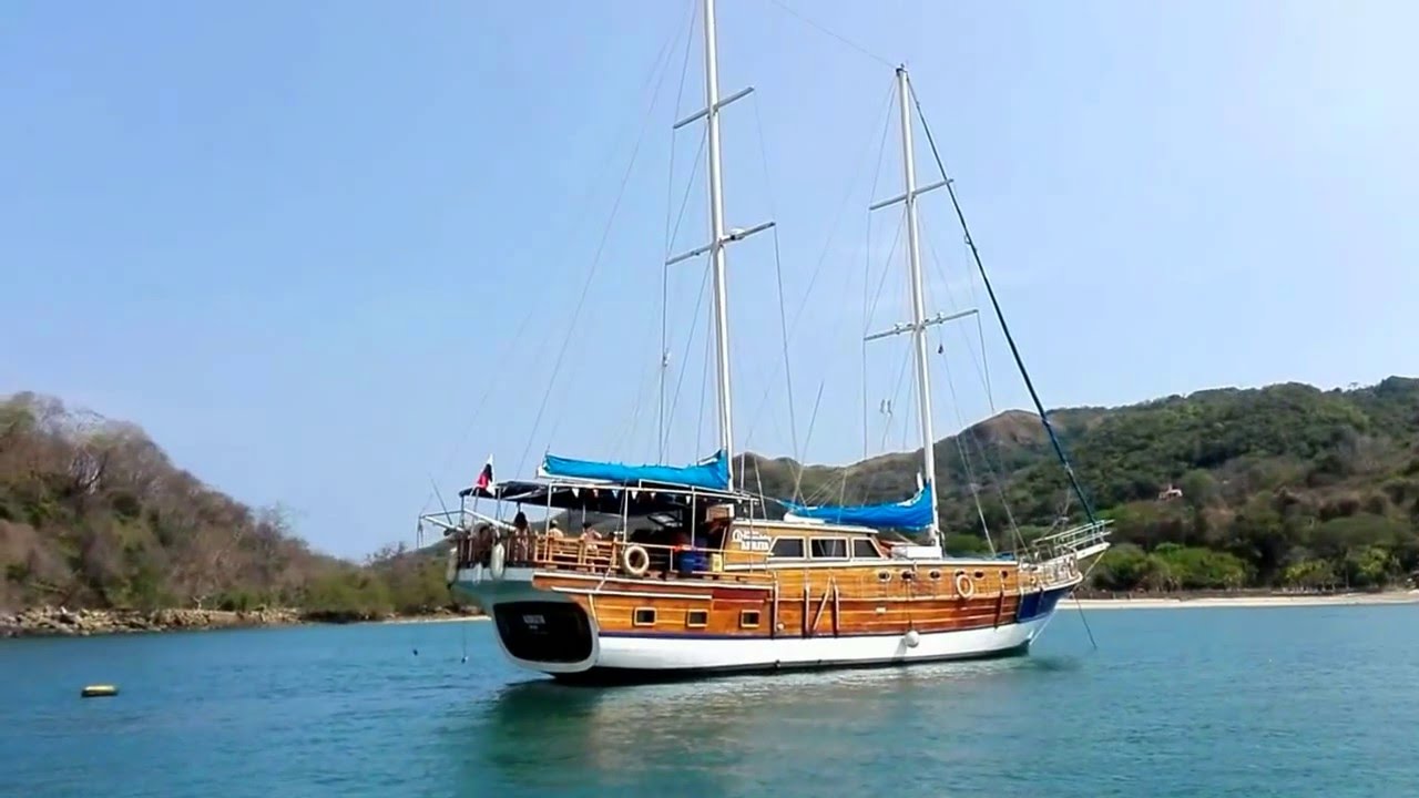 panama sailboat charter