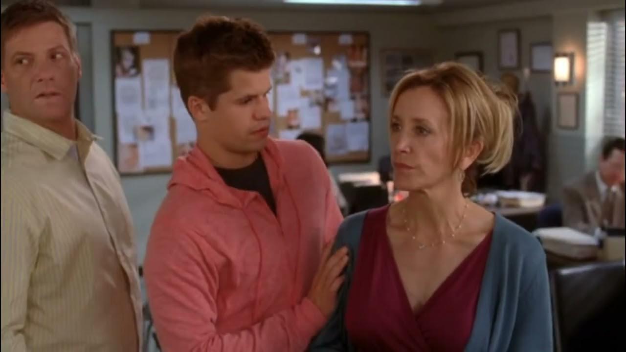 Finds Out Eddie's Mom Is Dead Desperate Housewives 6x22 Scene