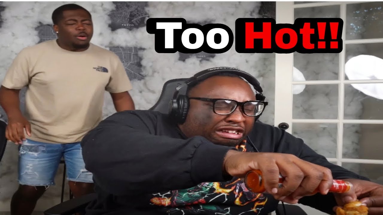 We tried the HOTTEST Sauce on the Internet!