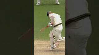 Morne Morkel Dangerous Quick Bouncer on the helmet