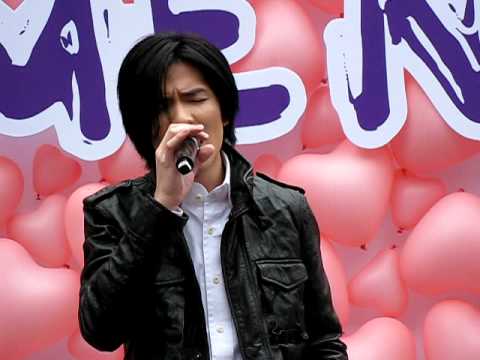 2009/11/15　蕭敬騰．新不了情．愛的時刻台北簽唱會5