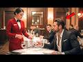 Waitress Circles Words On Bill: “Run… Someone Is Right Behind You”