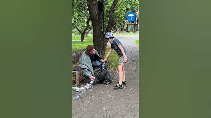 Kindness Matters 🥫: Boy Helps Elderly Man with Cans