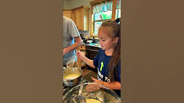 Cute Girl Jilana Baking Blueberry Muffins With Daddy Sweet Fun In The Kitchen Howto Shorts 
