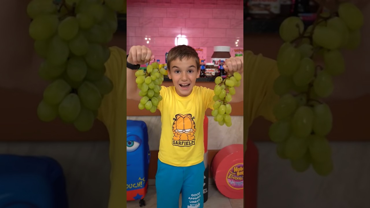 healthy food vs Chupa Chups candy 🍬🤣😭