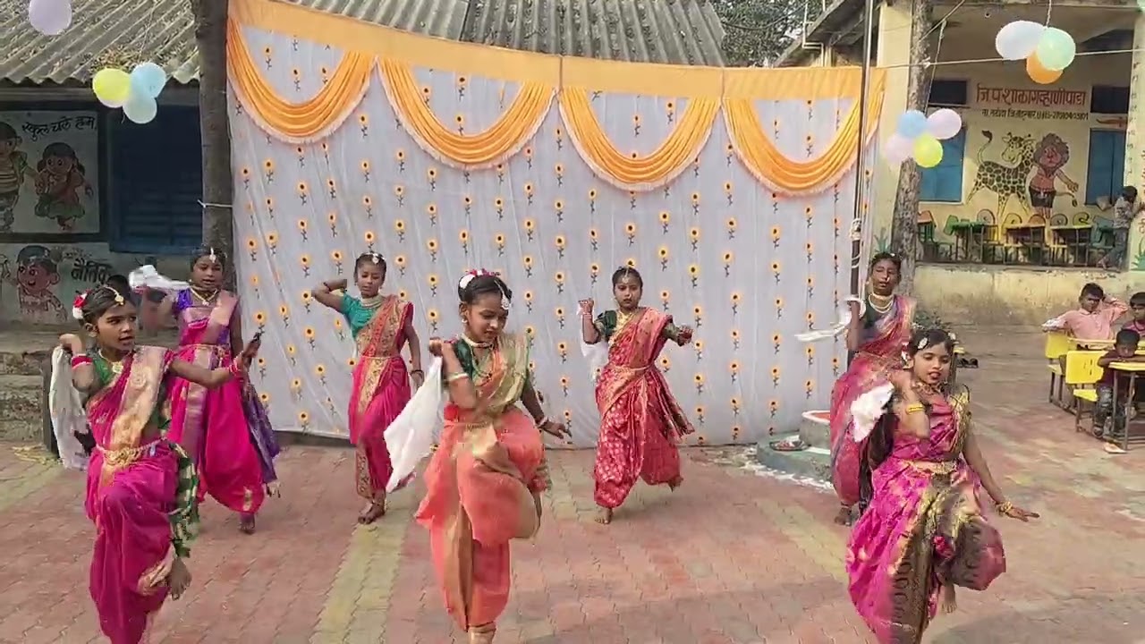 आदिवासी साँग  आदिवासी नारी 