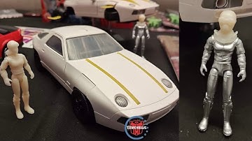 New 80s nostalgia mask white shark aka great white by ramen toy on display tfcon