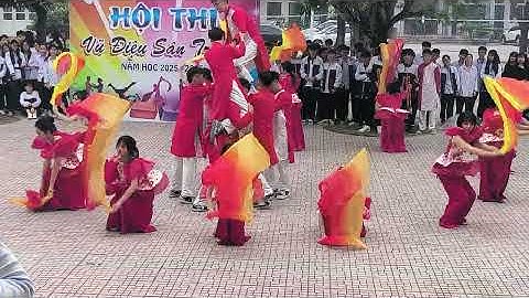 Lớp 11a10 THPT Ngô Quyền Ninh Bình  , Dân vũ, Vũ điệu sân trường 2025