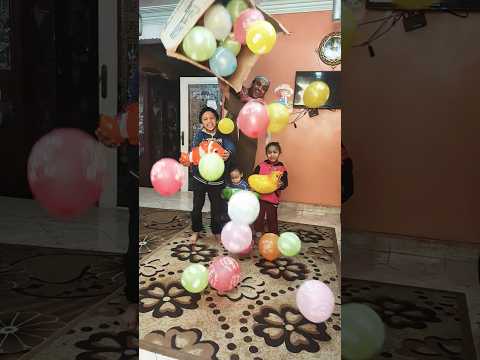 بابا جابلي بالون اصفر واحمر اللون ياعيني ياعيني