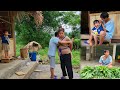 A single father picking vegetables to sell at the market took his daughter to his wifes house