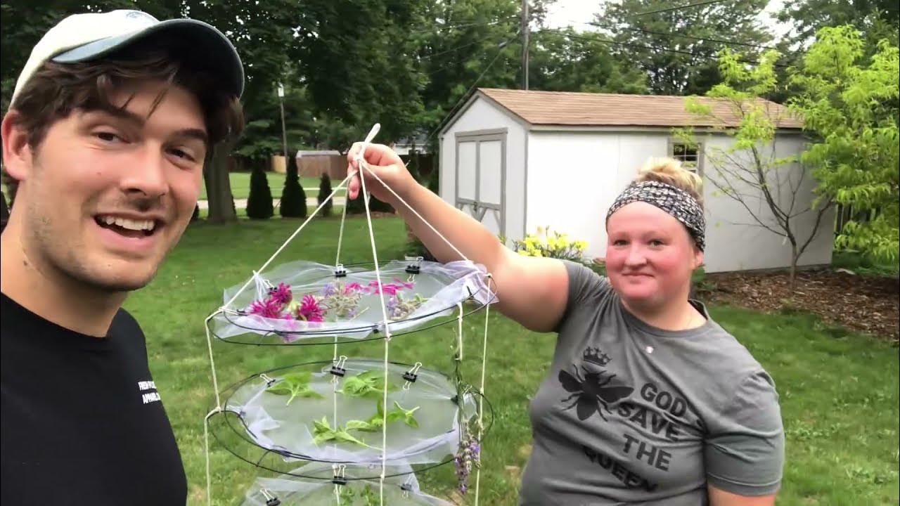 How to Make an Inexpensive Herb-Drying Rack