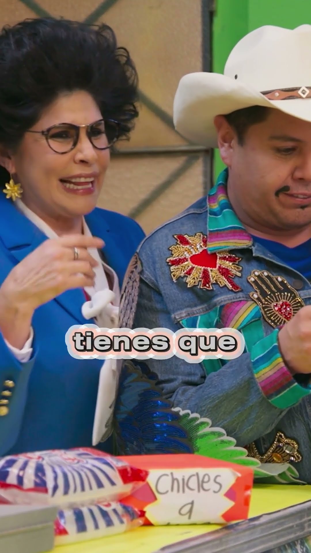 Mejor le doy la razón y la apoyo en todo ? #BolaDeLocos #Humor #comedia