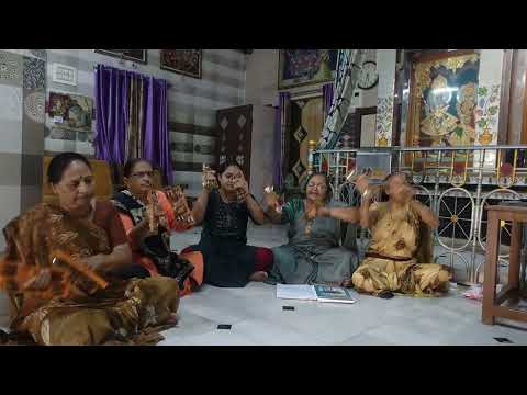 //માથે બેડલુ રે રાધા જલ ભરવા ને જાય..//@VrundaSatsangmandal #bhajan#radhakrishna#gujarati #kirtan //માથે બેડલુ રે રાધા જલ ભરવા ને જાય..//@VrundaSatsangmandal #bhajan#radhakrishna#gujarati #kirtan