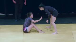 Bee Ryu vs Natalie Gage Sapateiro 24