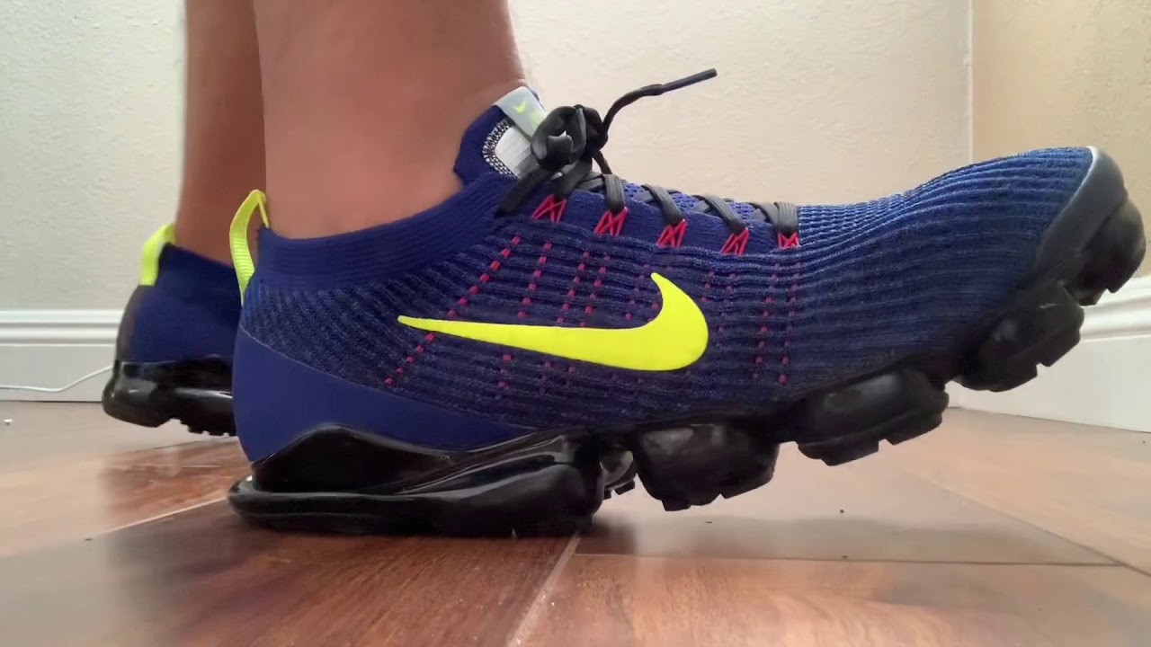 MY NIKE AIR VAPORMAX $200 POPPED!!(Nike Manufacturing Problem!?) - YouTube