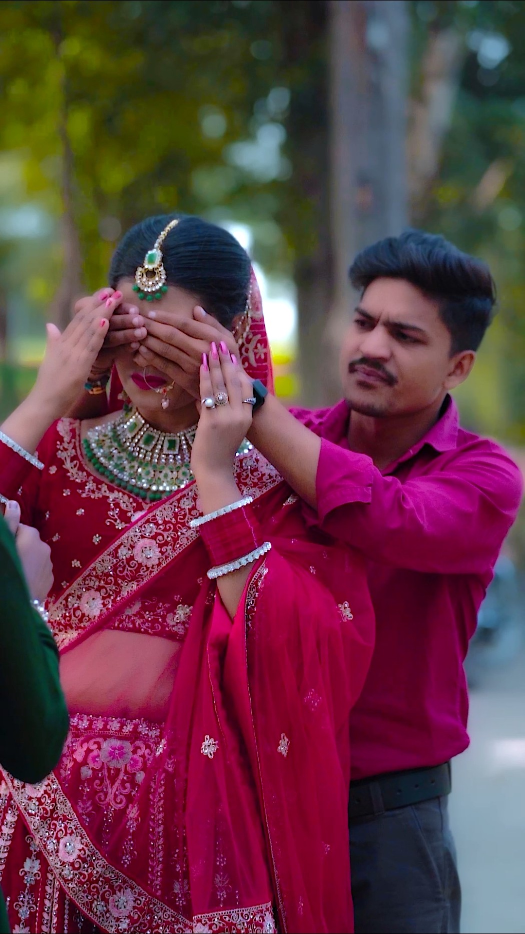 Laga teri lipstick mit gai h