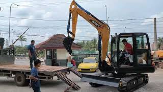 PT SANY PERKASA PALEMBANG salesman Yudhi 081279020406 Sany SY55