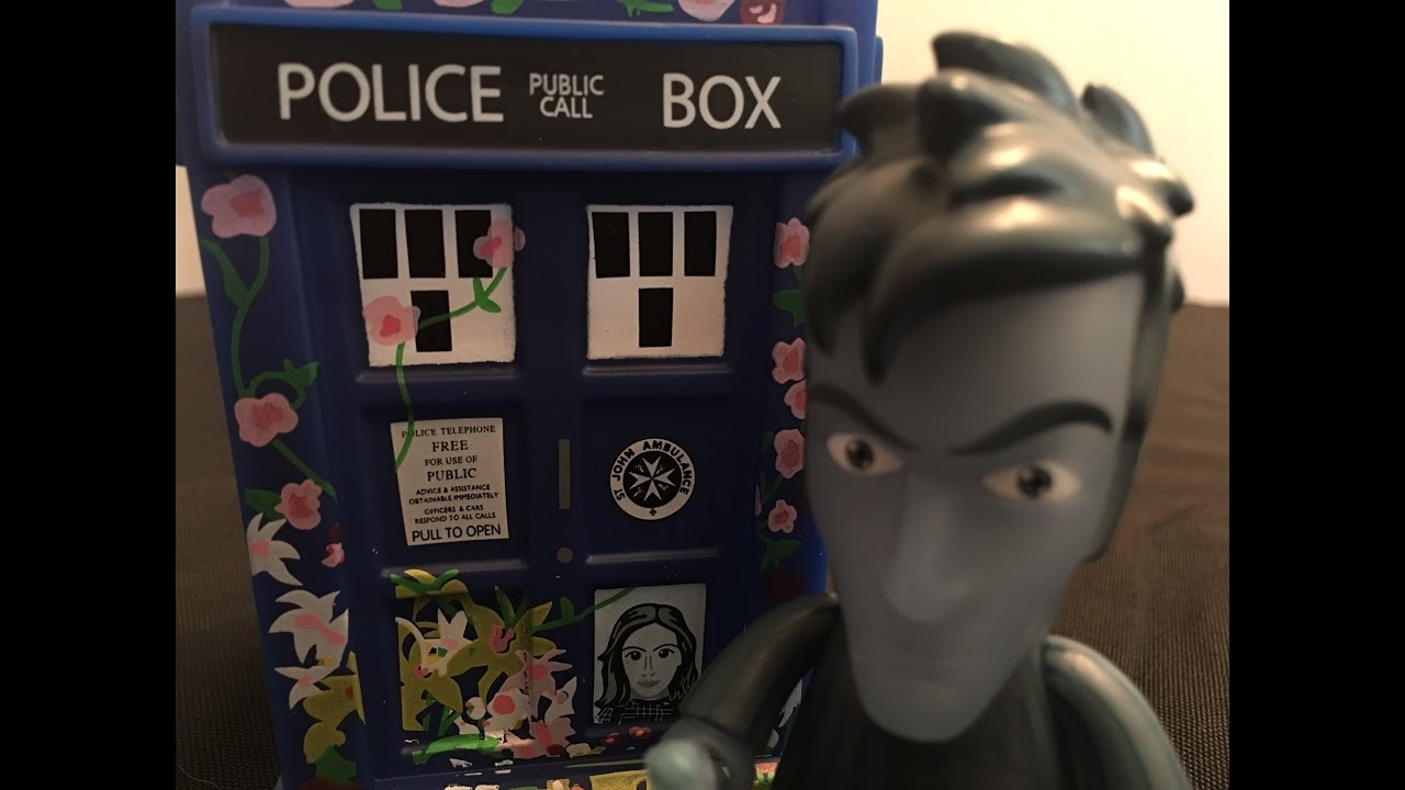 Doctor Who NYCC 2016 Exclusive Clara Tribute TARDIS & Hologram 10th ...