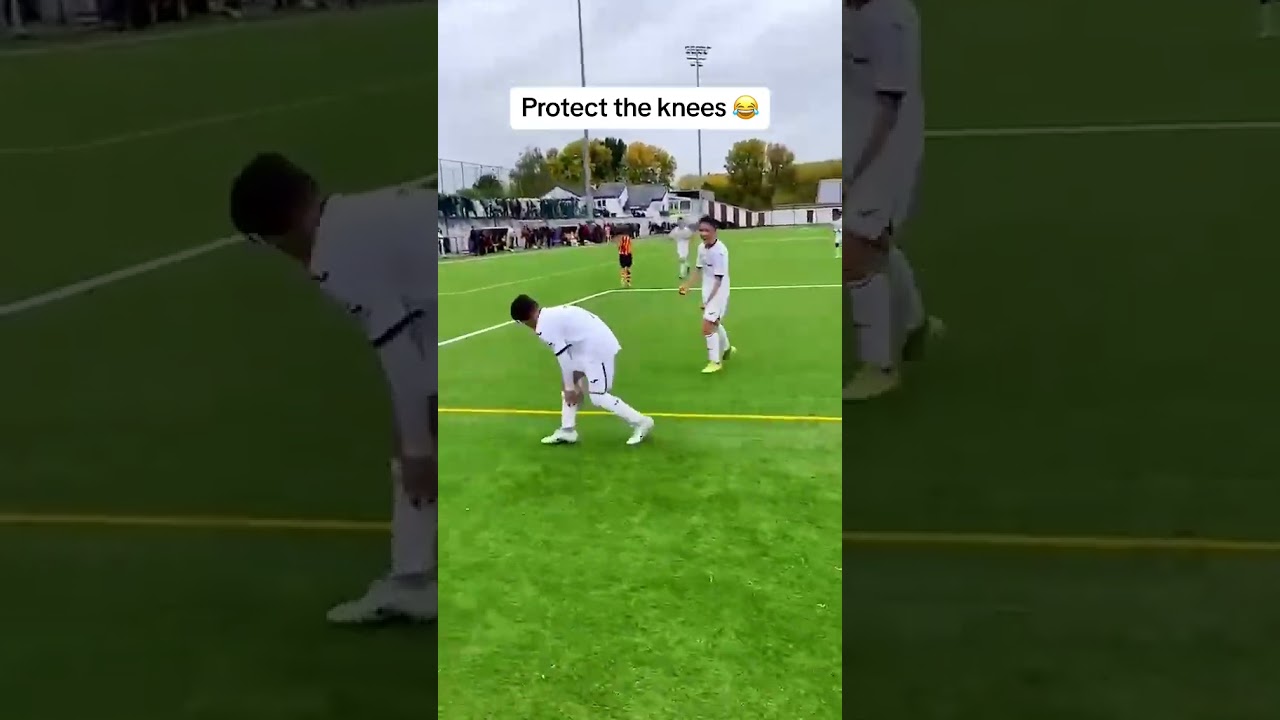Protect the knees before the knee slide 😂 (via @RSC Anderlecht) #shorts