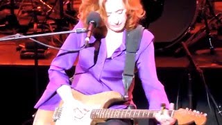 Video thumbnail of "Bonnie Raitt Something To Talk About Live 2016"