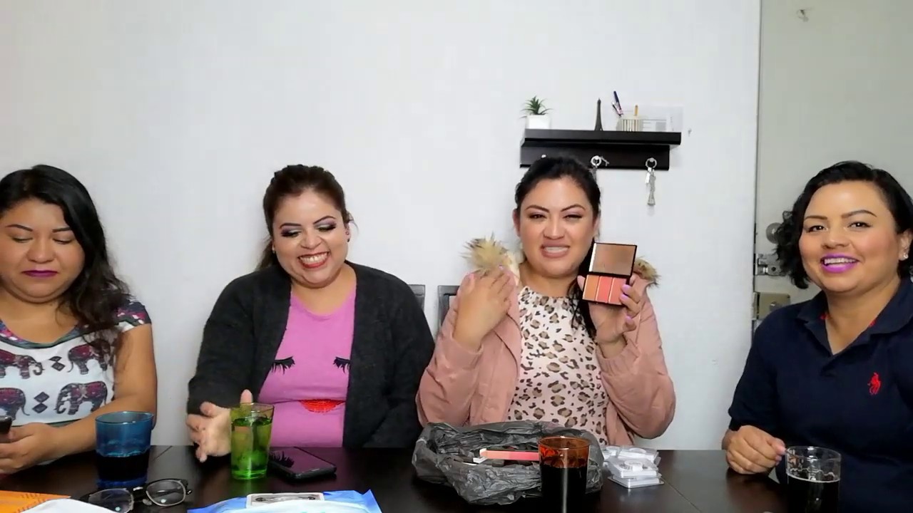 Muchas Compras Económicas en el centro entre amigas video editing software free
