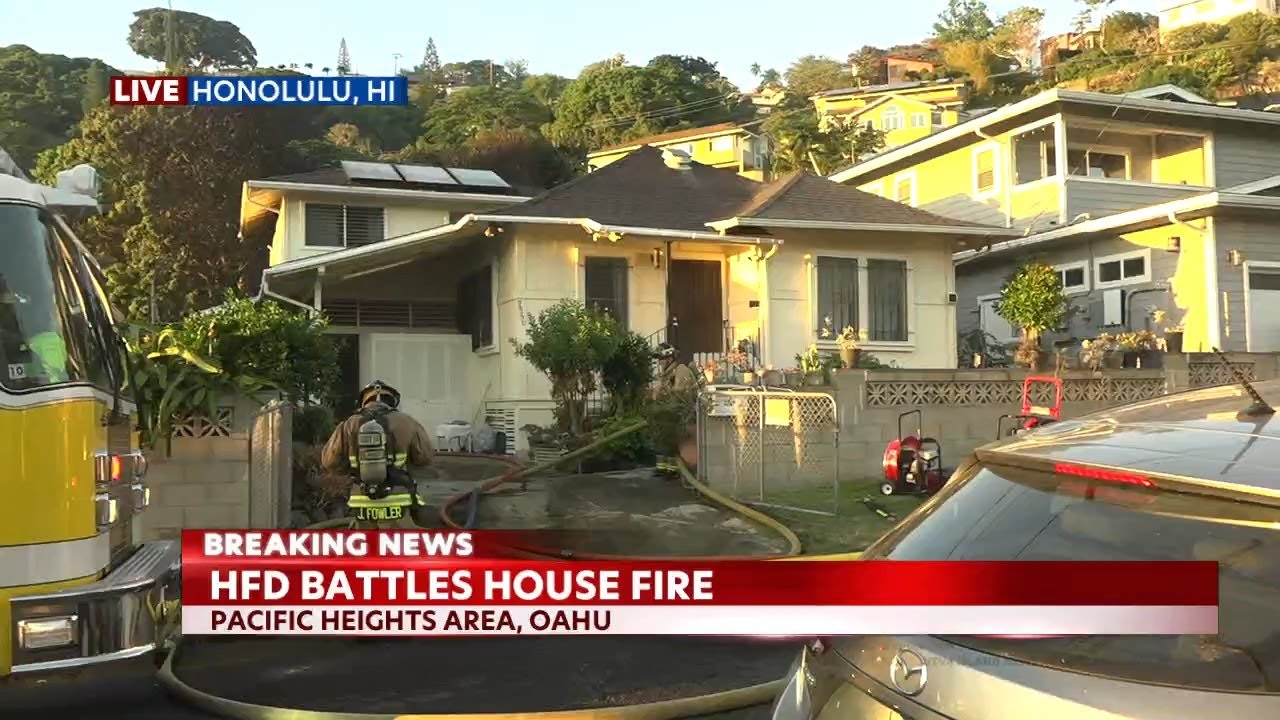 Honolulu Fire crews battling 2alarm fire in Punchbowl at residence